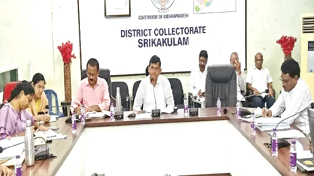 పచ్చదనమే లక్ష్యం కావాలి: కలెక్టర్‌