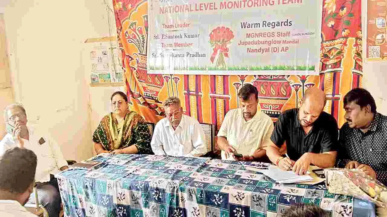 అధికారులపై కేంద్ర బృందం ఆగ్రహం