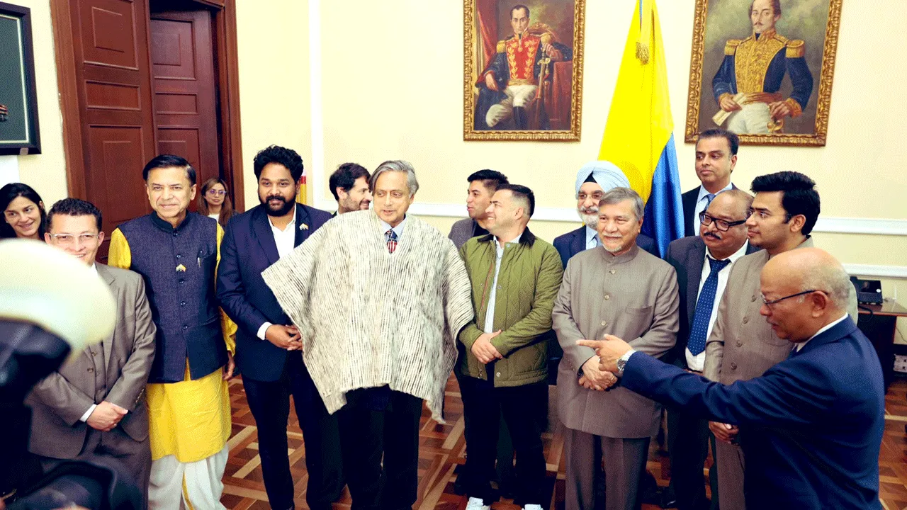 Colombia-Shashi Tharoor: శశిథరూర్ సక్సెస్.. ఇది కదా.. రిజల్ట్ అంటే..