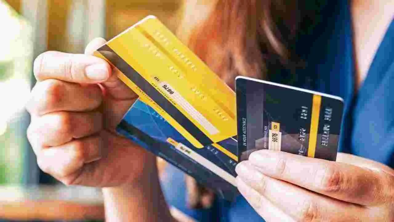 Closing Credit Card:  క్రెడిట్ కార్డు క్లోజ్ చేస్తే క్రెడిట్ స్కోరుపై ప్రతికూల ప్రభావం పడుతుందా..