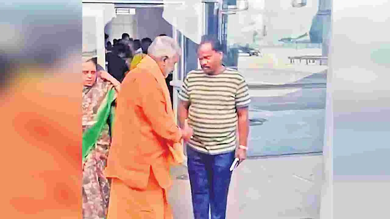 Peddi Reddy Ramachandra Reddy: పెద్దిరెడ్డితో కొలికపూడి... వీడియో వైరల్‌ 