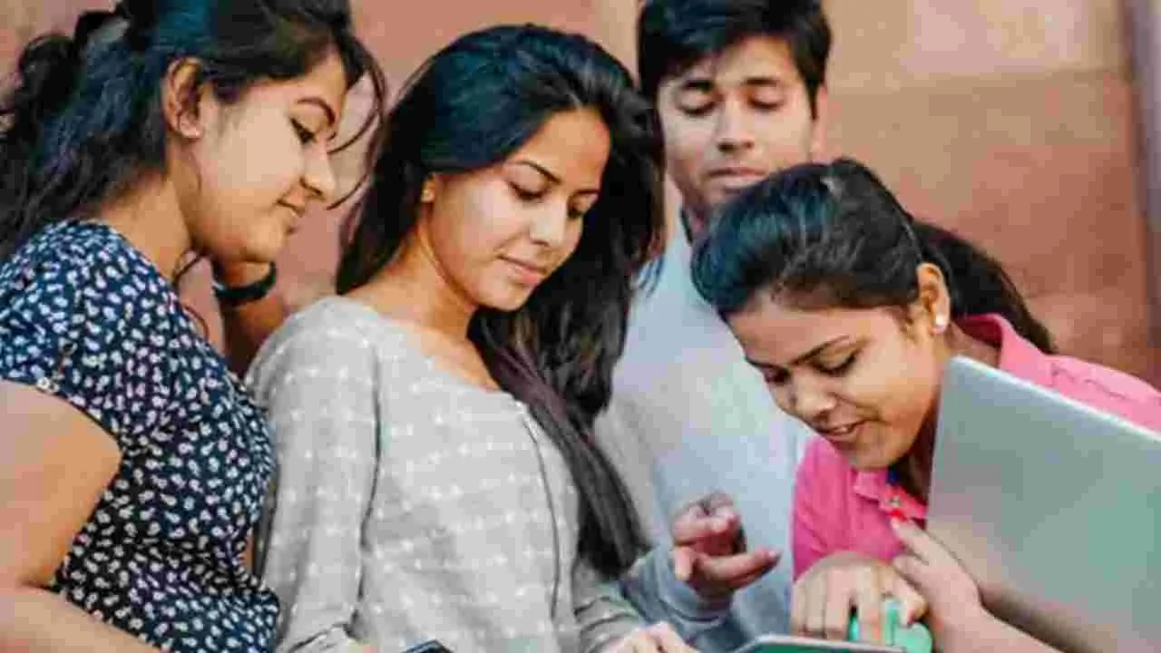 EPSET Counseling: వందలోపు ముగ్గురు.. వెయ్యిలోపు 187