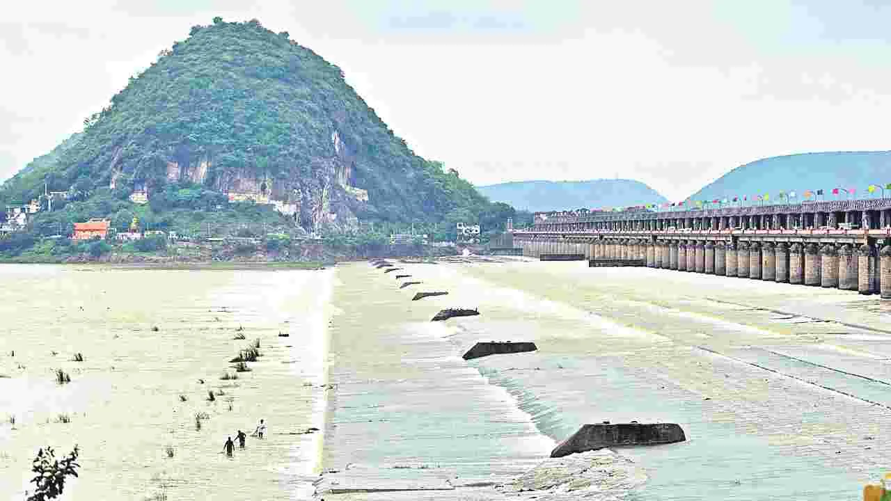 Srisailam Reservoir Water Release: కృష్ణమ్మ పరవళ్లు!