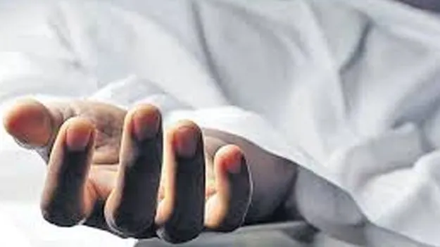 Emotional Tragedy: నదిలో కుమారుడి గల్లంతు చెరువులో దూకి తల్లి ఆత్మహత్య