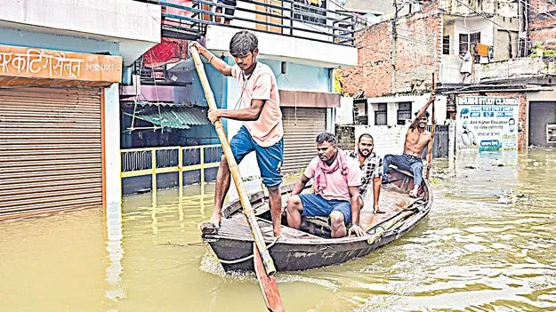 Prayagraj Flood: ఉత్తరప్రదేశ్‌లో వరదలు