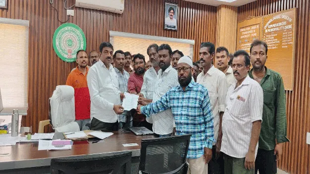     కార్మికుల సమస్యలు పరిష్కరించాలి