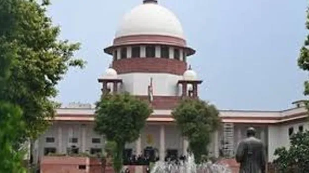 Supreme Court Terrorism Case: బాంబు పేలుళ్ల కేసులో బాంబే హైకోర్టు తీర్పుపై సుప్రీంకోర్టు స్టే