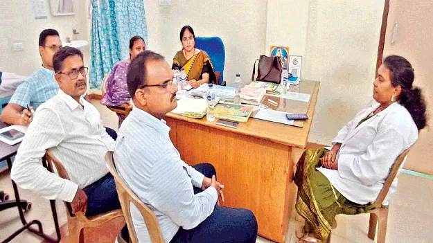 బాలింతల మృతిపై విచారణ