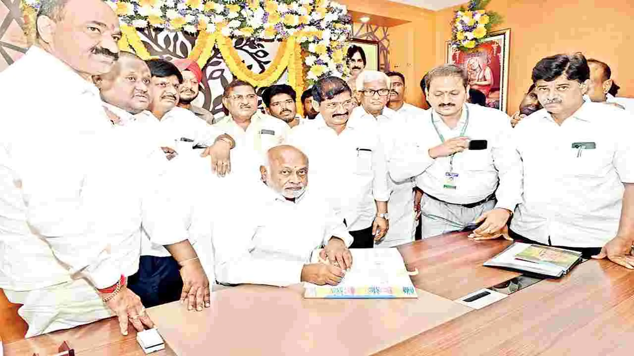     అభివృద్ధిలో పరుగులు పెట్టిస్తా