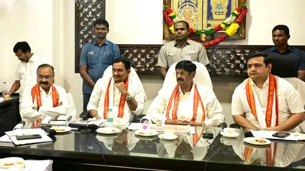 పుష్కరాల్లోపు దుర్గగుడి అభివృద్ధి