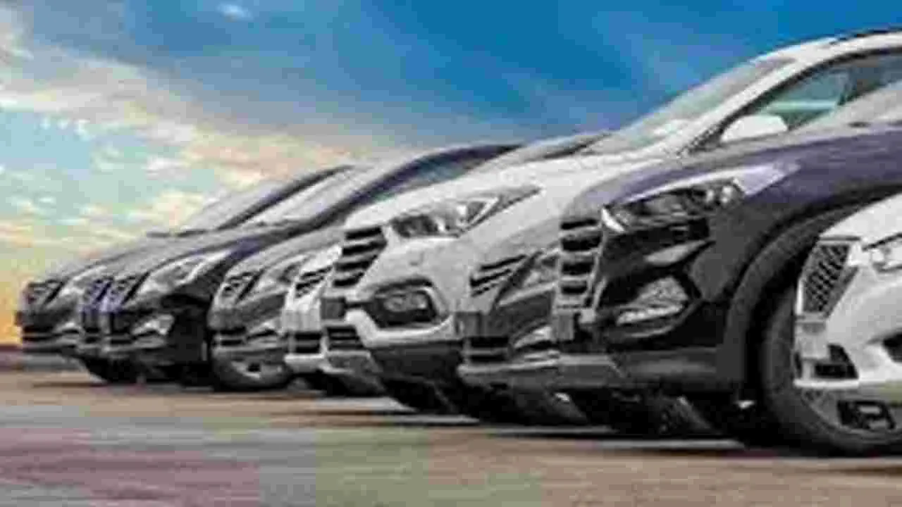 Indian Auto Industry: వేగం తగ్గిన వాహనం 