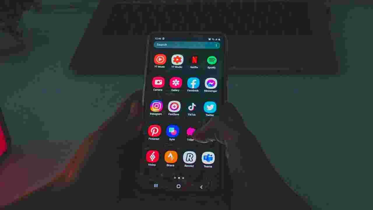 Delete These Apps: ఈ యాప్స్ వెంటనే తొలగించాలని గూగుల్ ప్లే స్టోర్ హెచ్చరిక