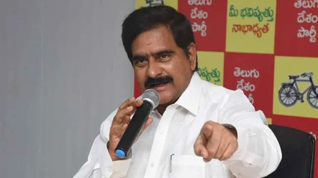 Devineni Uma Slams Jagan: తప్పుడు ప్రచారాలతో సీఎం చంద్రబాబుపై విషం కక్కుతున్నారు.. జగన్‌పై దేవినేని ఫైర్