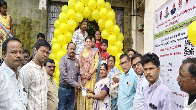 రేషన సక్రమంగా పంపిణీ చేయాలి: ఆర్డీవో