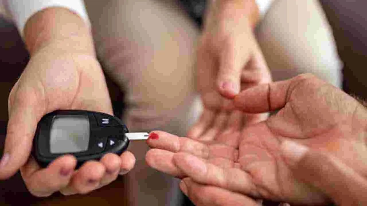 Health Tips: రాత్రి 7లోపు భోజనం చేస్తే.. శరీరంలో ఎలాంటి మార్పులు జరుగుతాయో తెలుసా..