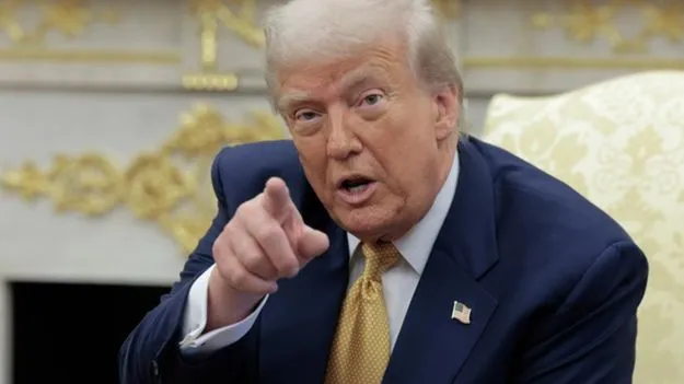 Donald Trump Immigration: వలసలపై ట్రంప్ హెచ్చరికలు.. ఈ ఆక్రమణను అడ్డుకోవాలని ఐరోపా దేశాలకు పిలుపు