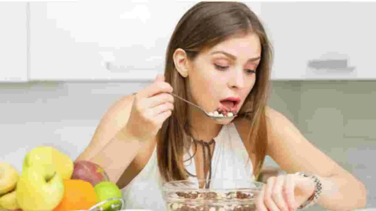 Eating Quickly: త్వరత్వరగా తింటున్నారా? ఈ వ్యాధులకు ఆహ్వానం పలికినట్లే.!
