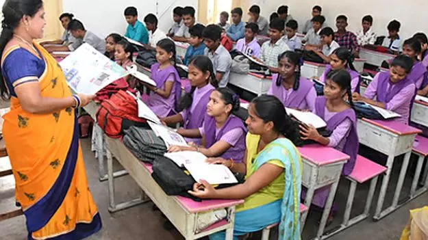 Education Department: ఆ పిల్లలకు నగదు విడుదల చేయలేదు