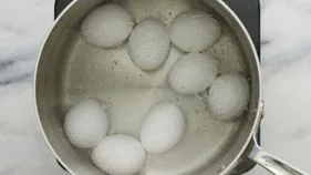 Egg Boil Tips: గుడ్డు పగలకుండా ఎలా ఉడకబెట్టాలి?