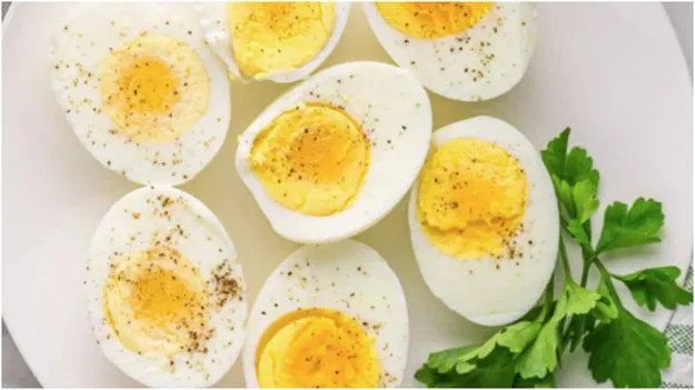 Eggs: రోజూకు రెండు గుడ్లు తింటే ఏం జరుగుతుంది..