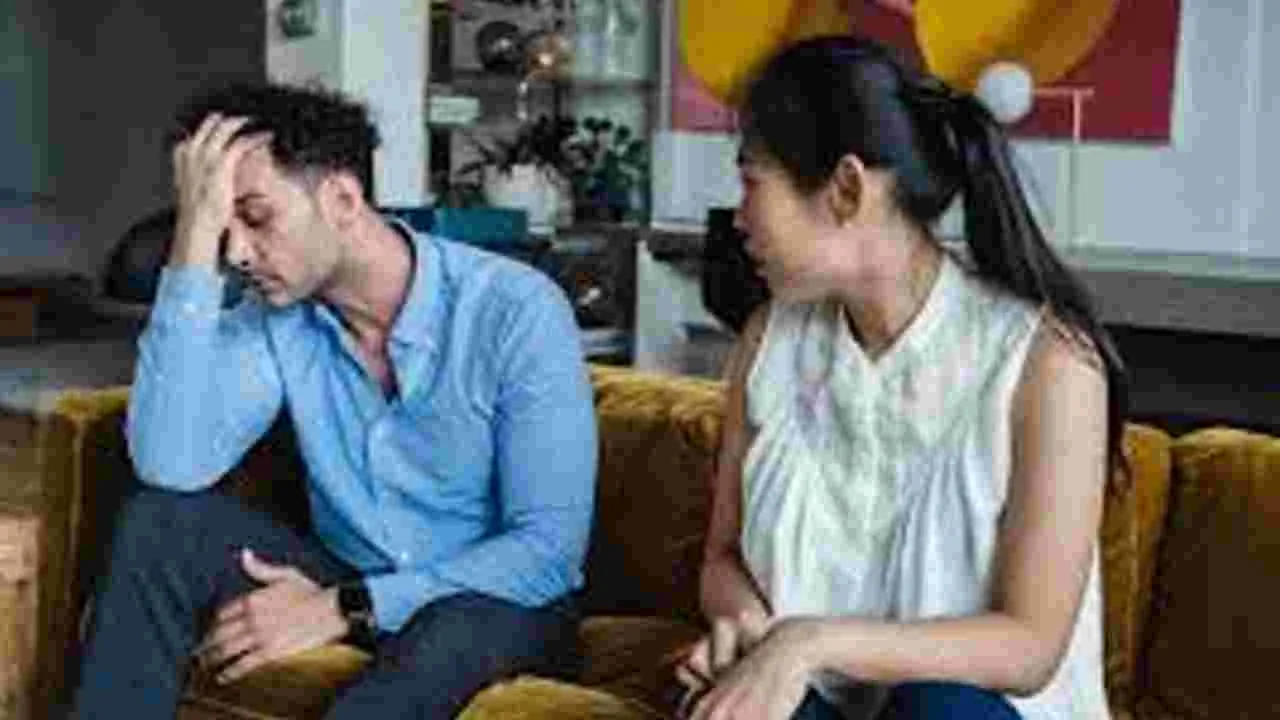 Marital Dispute India: పెళ్లయి 25 ఏళ్లయిన మహిళ 25 ఏళ్ల మేనల్లుడితో ప్రేమలో! 