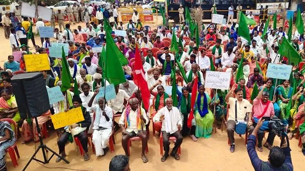  Revenue Department: రెవెన్యూ రచ్చ