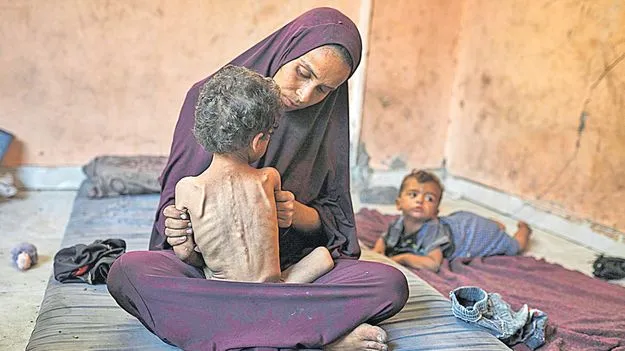 Gaza Famine Crisis: ఆకలి చావుల అంచున గాజా