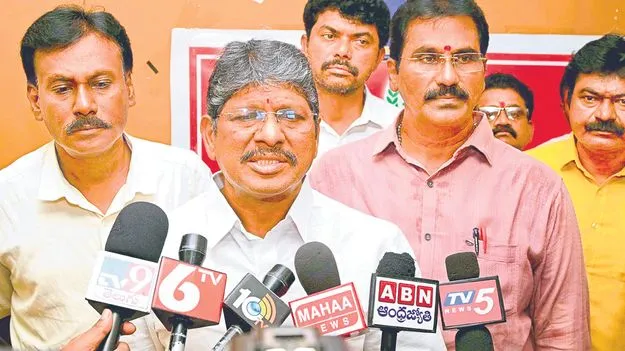 Bopparaju: పెండింగ్‌ డీఏలు మంజూరు చేయాలి  