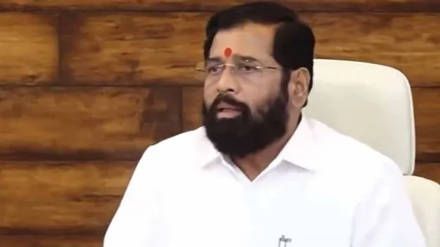 డ్యూటీ టైం ముగిసింది.. విమానం నడపను