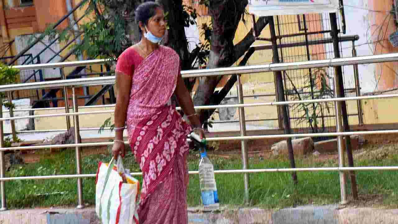 Gandhi Hospital:హే మహాత్మా.. గాంధీ ఆసుపత్రిలో నీళ్లు కట కట
