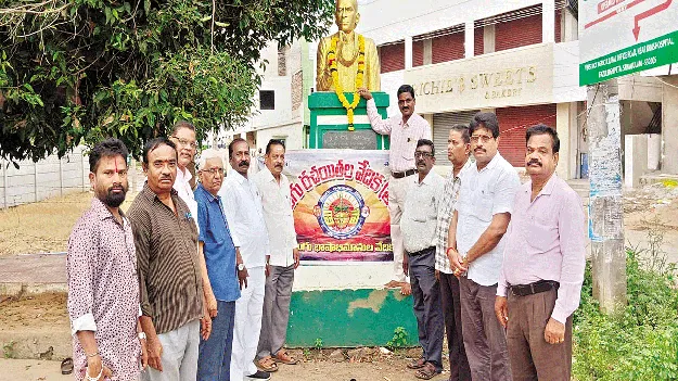 దేశం గర్వించదగ్గ సాహితీవేత్త ‘గరిమెళ్ల’