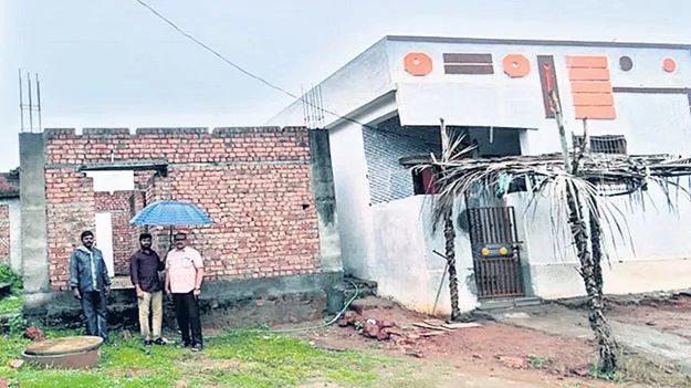 ఇళ్ల లబ్ధిదారులకు అదనపు సాయం