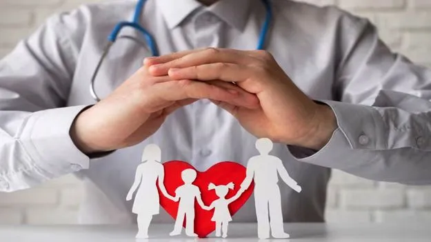 Health Insurance: మీ హెల్త్ బీమాతో సురక్షితంగా ఉన్నారా.. ఈ తప్పులు మాత్రం చేయకండి..