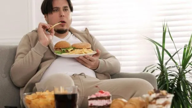 Hungry: తిన్న తర్వాత కూడా ఆకలిగా ఉందా.. ఎందుకో తెలుసుకోండి.. 