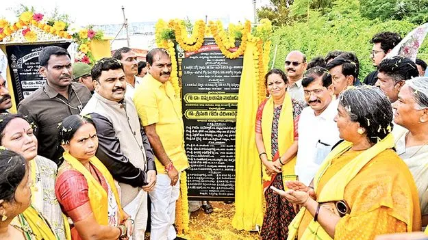 అభివృద్ధి, సంక్షేమం రెండు కళ్లు