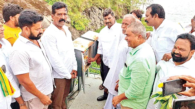 శివారు భూములకూ సాగునీరు అందిస్తాం