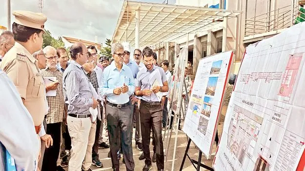 కర్నూలు, డోనలో రైల్వే జీఎం ఆకస్మిక పర్యటన