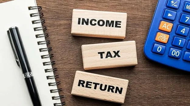 Income Tax Return: పన్ను చెల్లింపుదారుల కోసం ITR-2, ITR-3 ఫామ్స్ విడుదల..ఇవి ఎవరు ఉపయోగిస్తారంటే