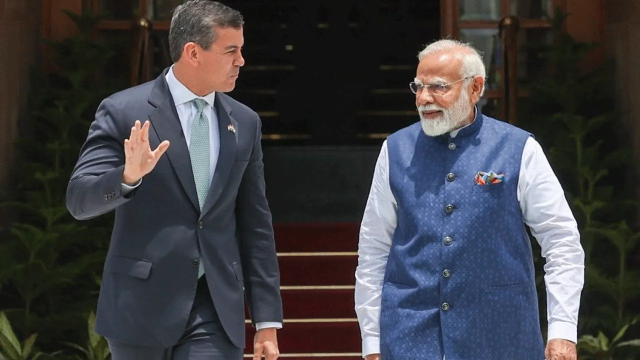 India-Paraguay: పరాగ్వే అధ్యక్షుడు శాంటియాగో పెనాతో ప్రధాని మోదీ చర్చలు ఫలప్రదం