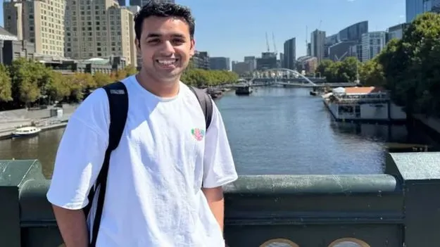 Indian Traveller: 22 ఏళ్ల వయసులో ఒంటరిగా విదేశీ యాత్ర.. ఈ భారతీయ యువకుడి అనుభవం ఏంటో తెలిస్తే.. 