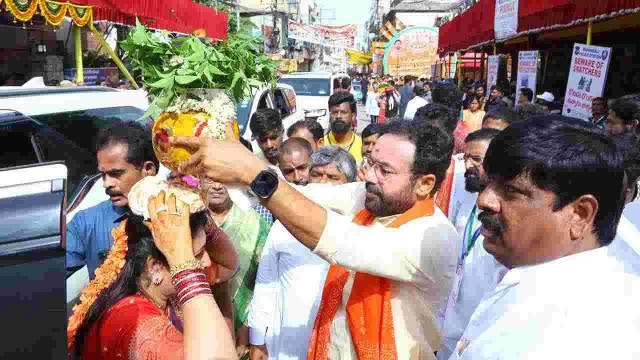 Ujjaini Bonalu: సికింద్రాబాద్ ఉజ్జయిని మహంకాళి బోనాలకు వేళాయే