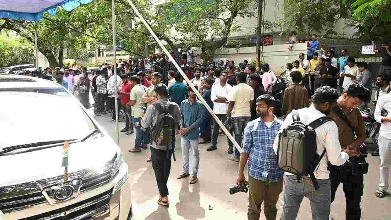 Kota Srinivasa Rao: ప్రముఖ నటుడు కోట శ్రీనివాసరావు కన్నుమూత.. పలువురు ప్రముఖుల సంతాపం