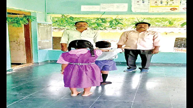 There are schools... but no children! పాఠశాలలున్నాయ్.. పిల్లల్లేరు!