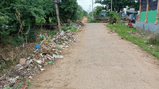 తీరుమారదు.. శుభ్రత కనిపించదు