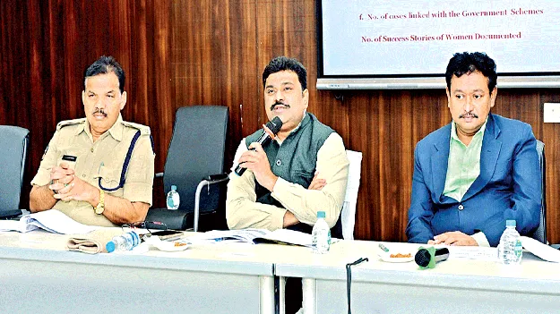 మహిళలను ఆదుకునేలా చర్యలు 