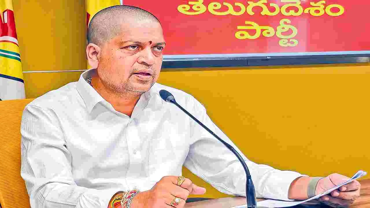 కక్షపూరిత రాజకీయాలకు కేరాఫ్‌ జగన్‌: కొల్లు