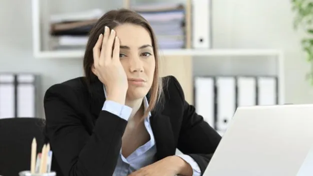 Health Tips: బద్దకానికి కారణమయ్యే ఆహారాలు ఇవే..