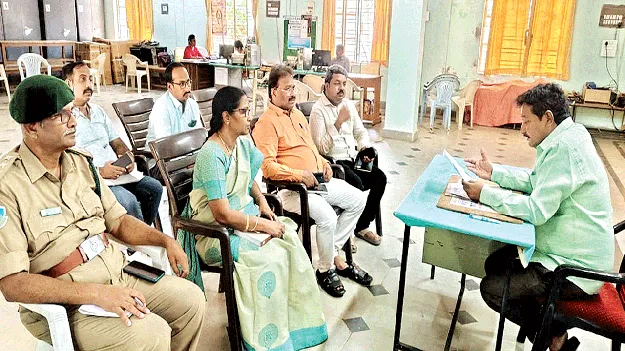 పర్యావరణాన్ని పరిరక్షించాలి