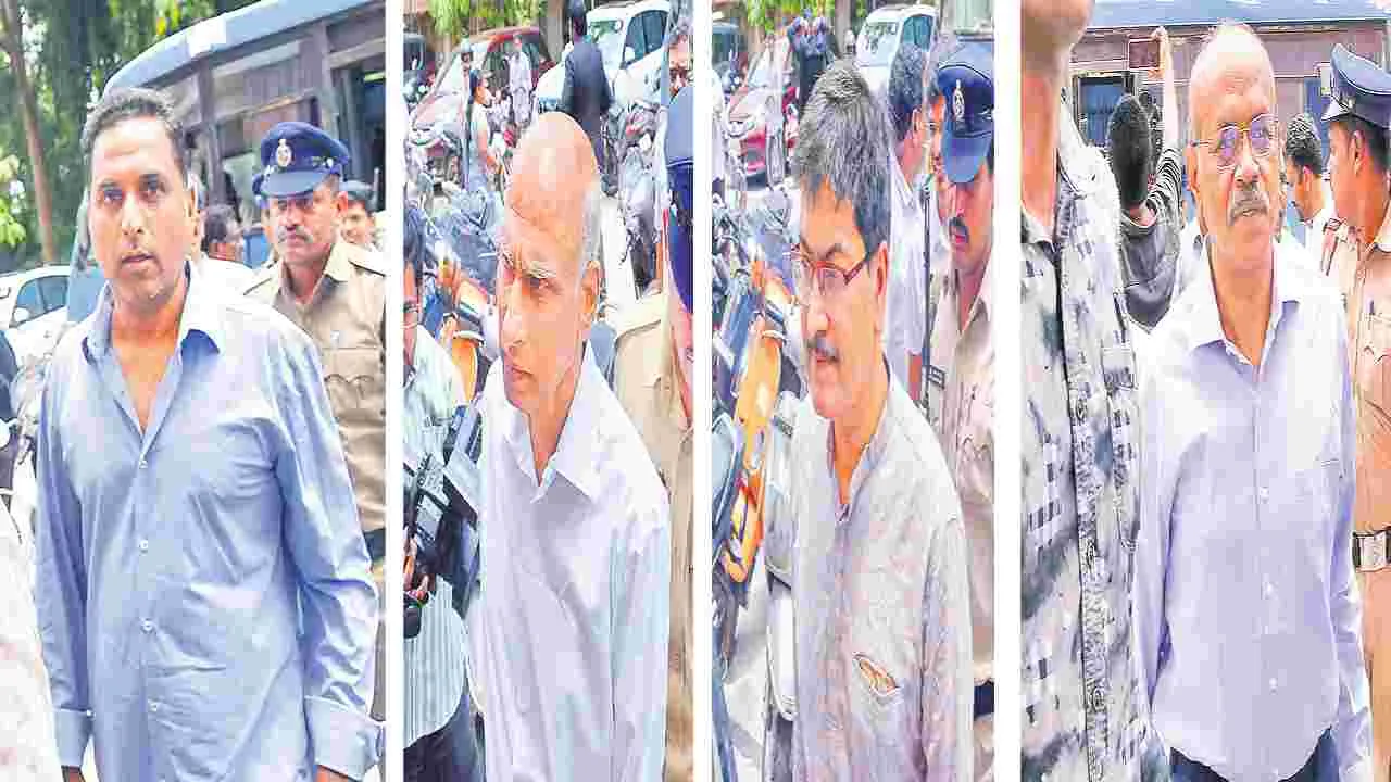 Liquor Scam: మద్యం కేసు నిందితులకు రిమాండ్‌ పొడిగింపు
