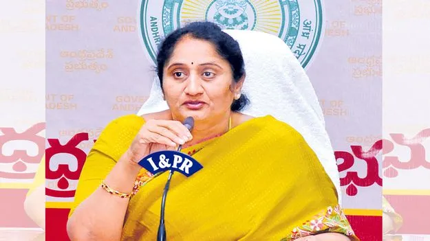 నగరాలను బీసీ-డీలో చేర్చేందుకు కృషి: మంత్రి సవిత